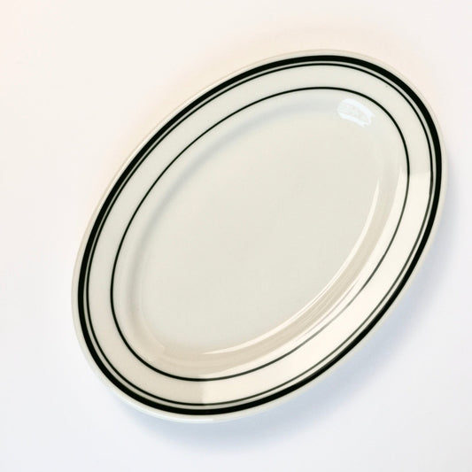 Tuxton Green Bay 24cm  Oval Plate
