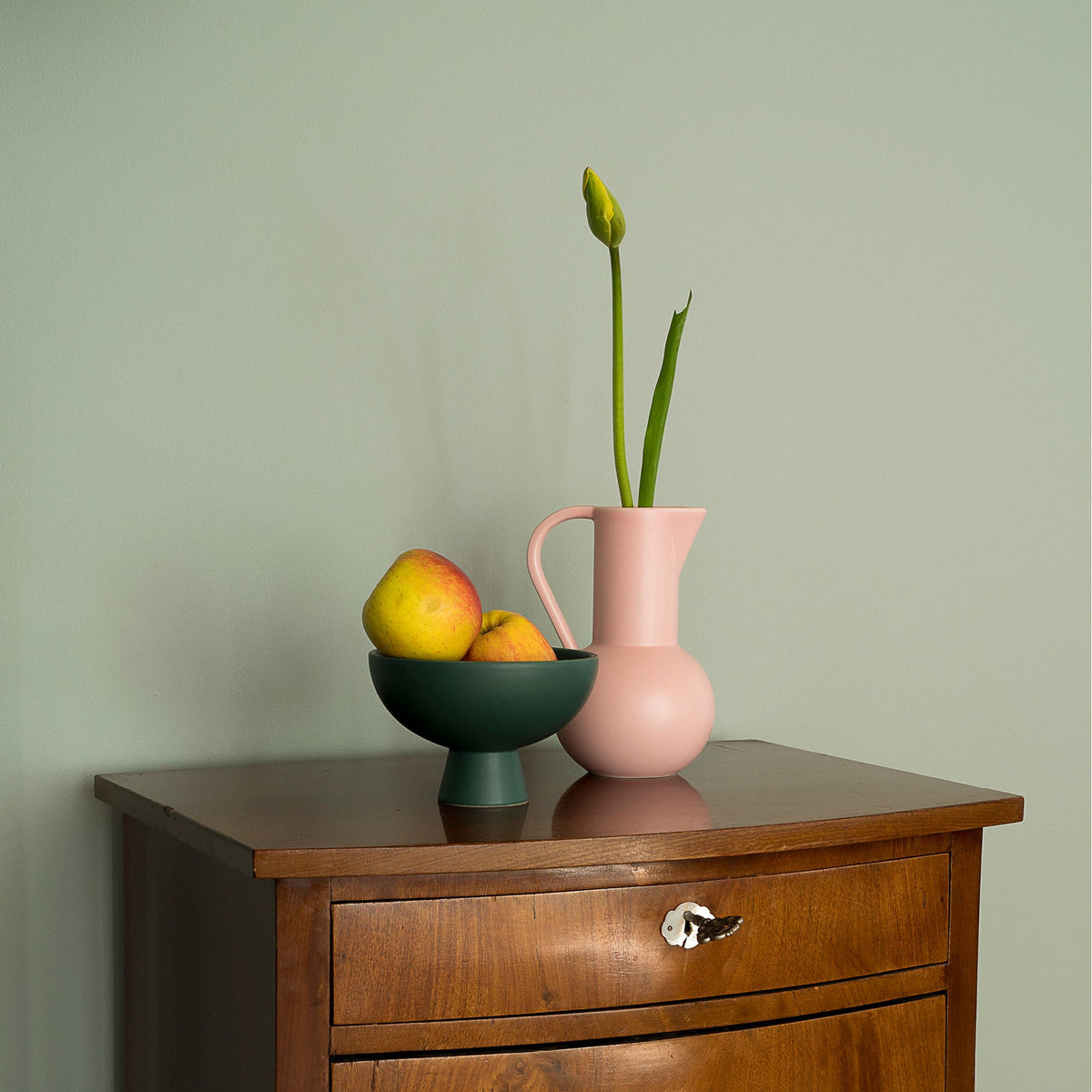 raawii Strom Small Jug Coral Blush lifestyle