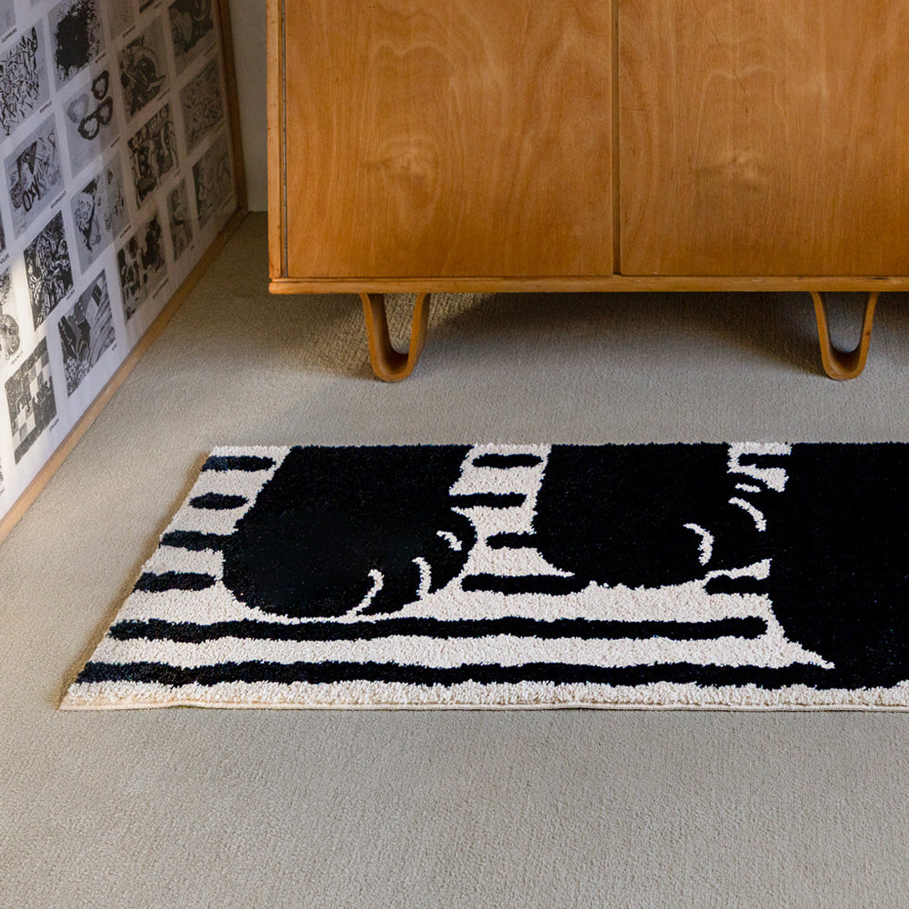 Warmgreytail PAW RUG